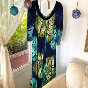 Elegant Old Hawaiiana Style Muumuu Size: L